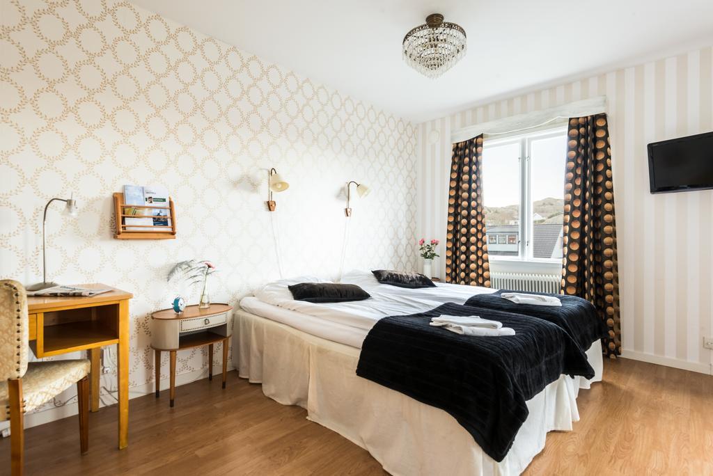 Hotell Nordevik Skärhamn Esterno foto
